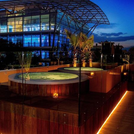 Metropol Ceccarini Suite - Luxury Apartments Riccione Exterior foto
